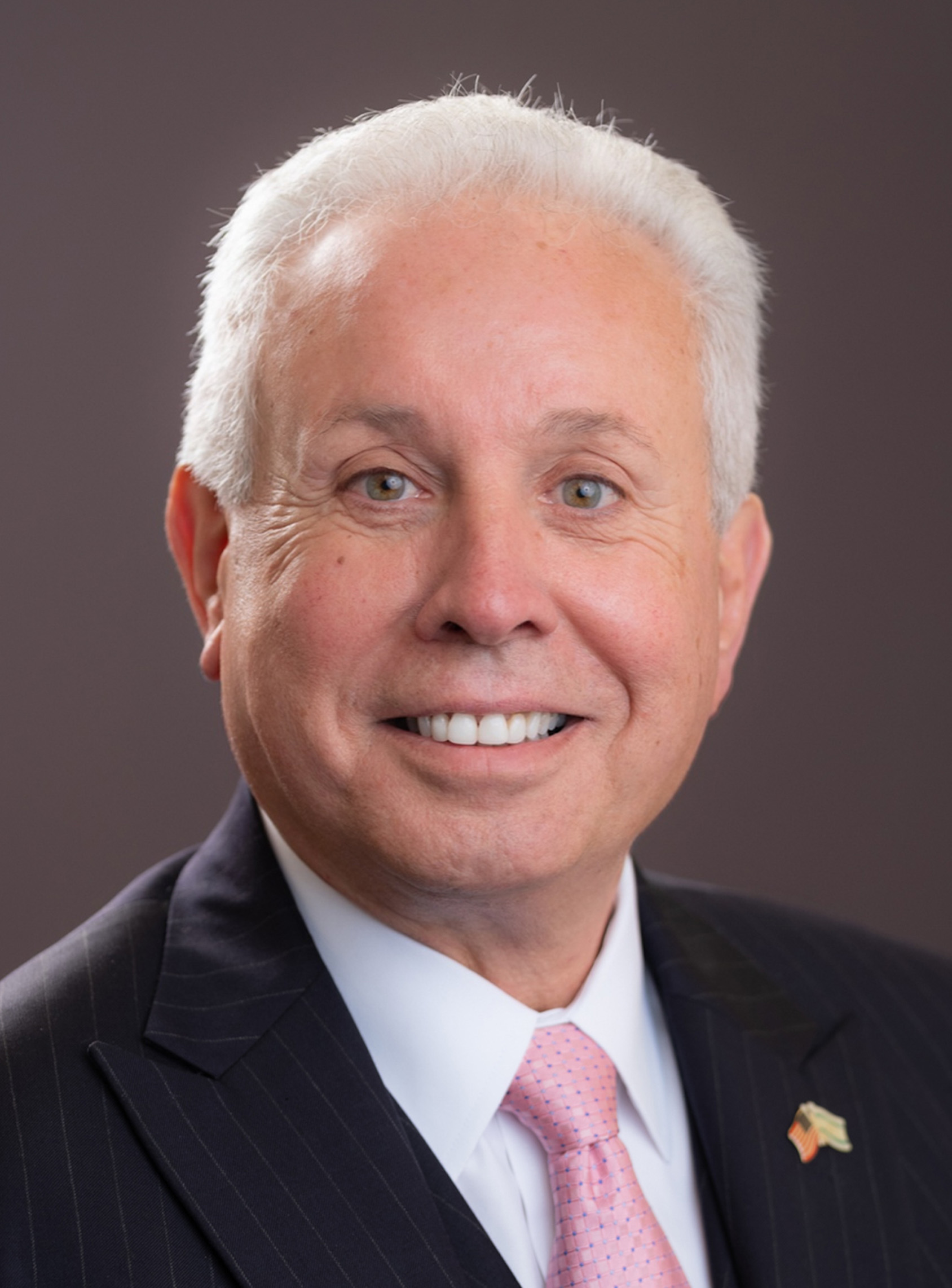 Portrait of Ron Stephens