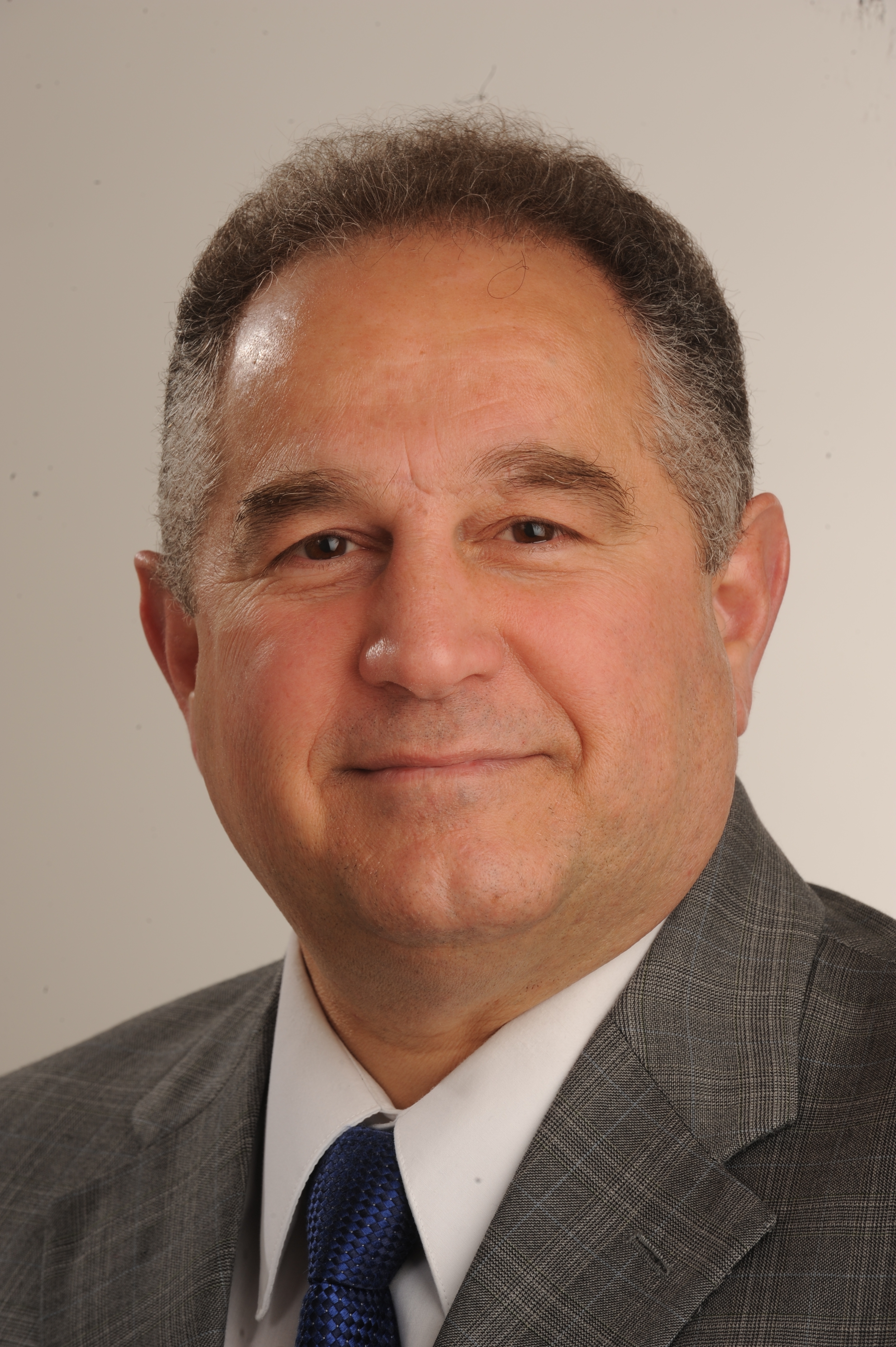 Portrait of Tom Buco