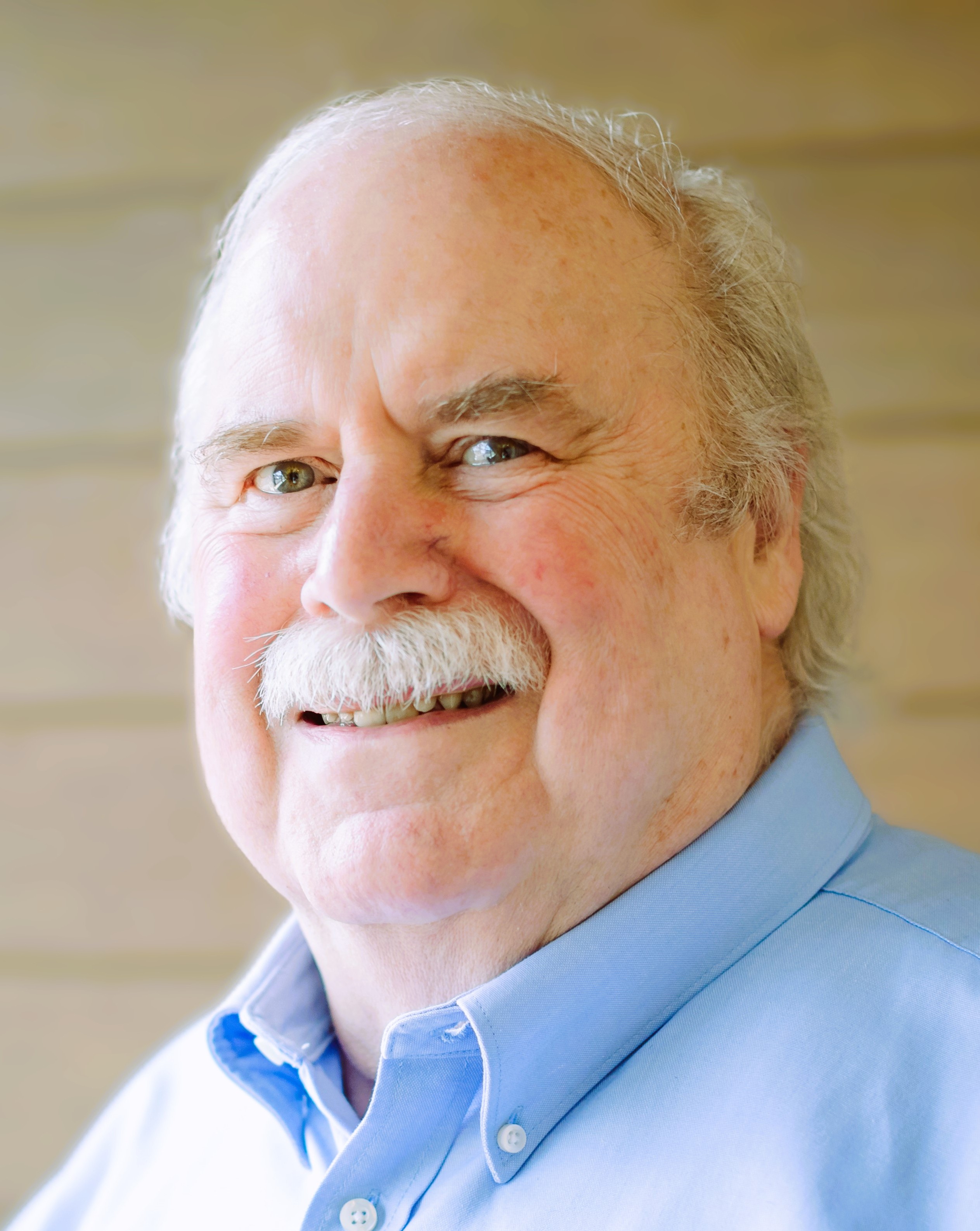 Portrait of Barry Faulkner