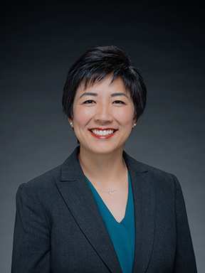 Portrait of Linda Ichiyama