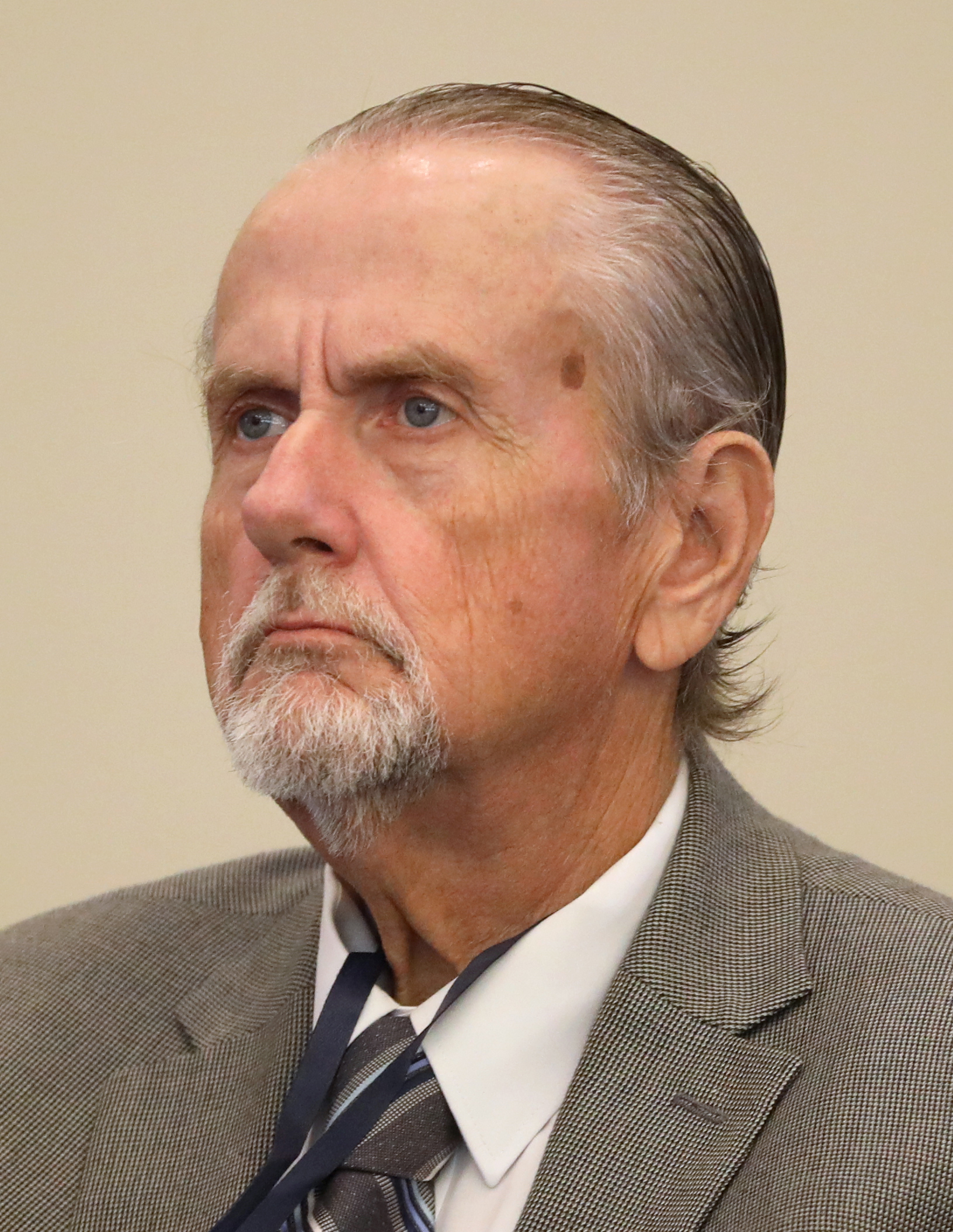 Portrait of Mike Kingsley