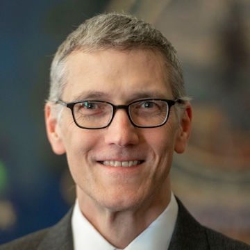 Portrait of Robert Helm