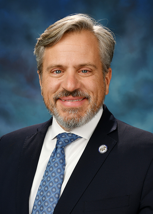 Portrait of Robert Martwick