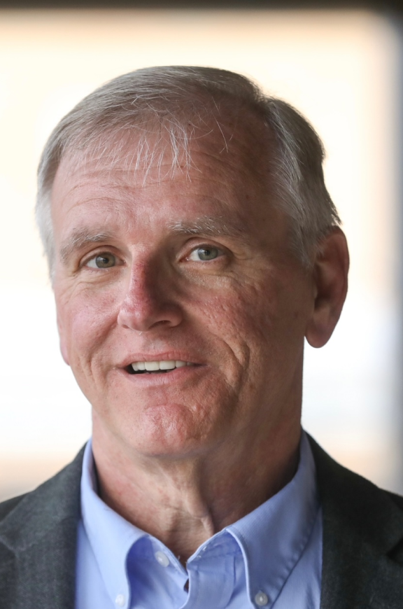 Portrait of Ron Bolton