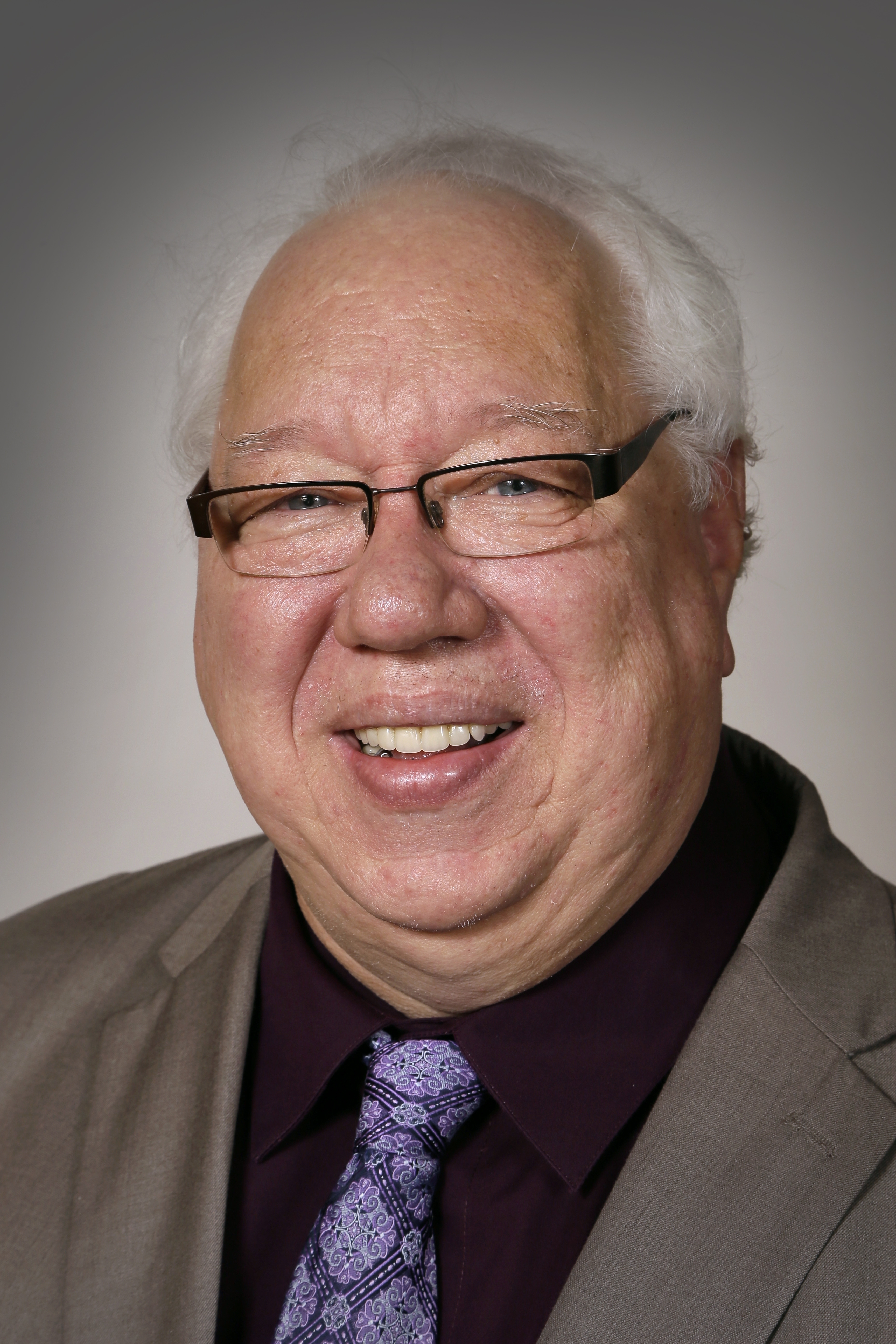 Portrait of Bruce Hunter