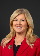 Portrait of Shannon Lundgren