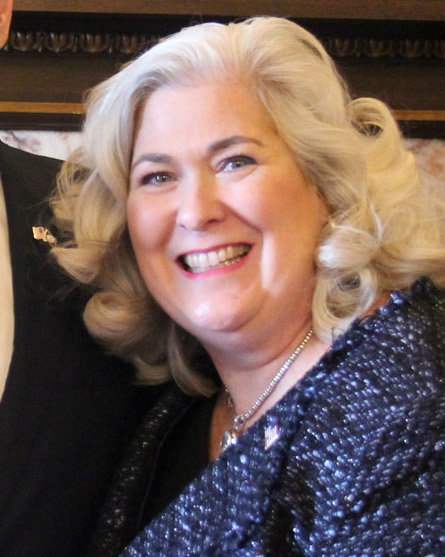 Portrait of Kelly Fenton