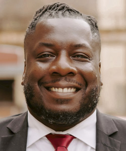 Portrait of Malcolm Ruff