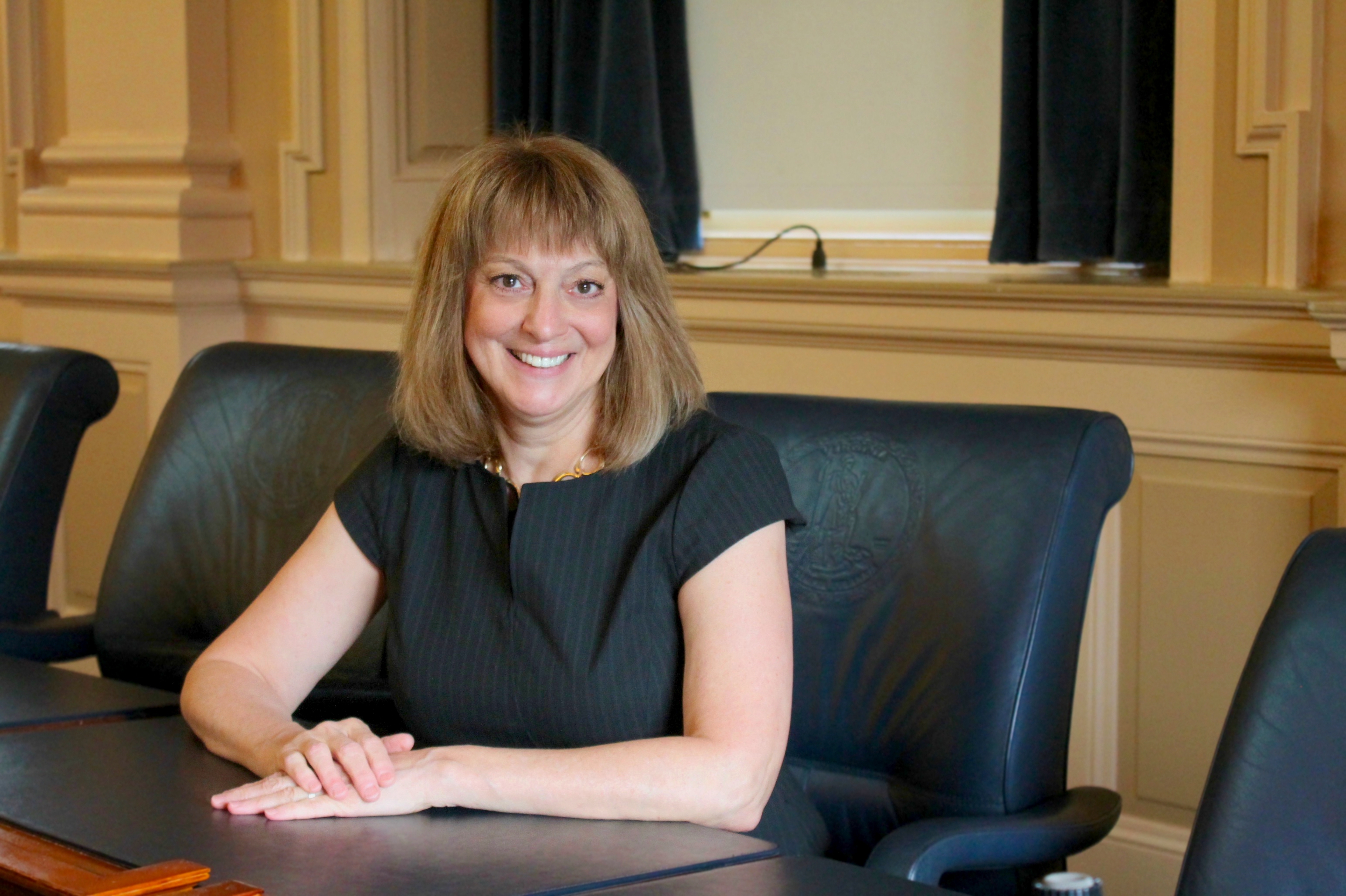 Roxann Robinson portrait