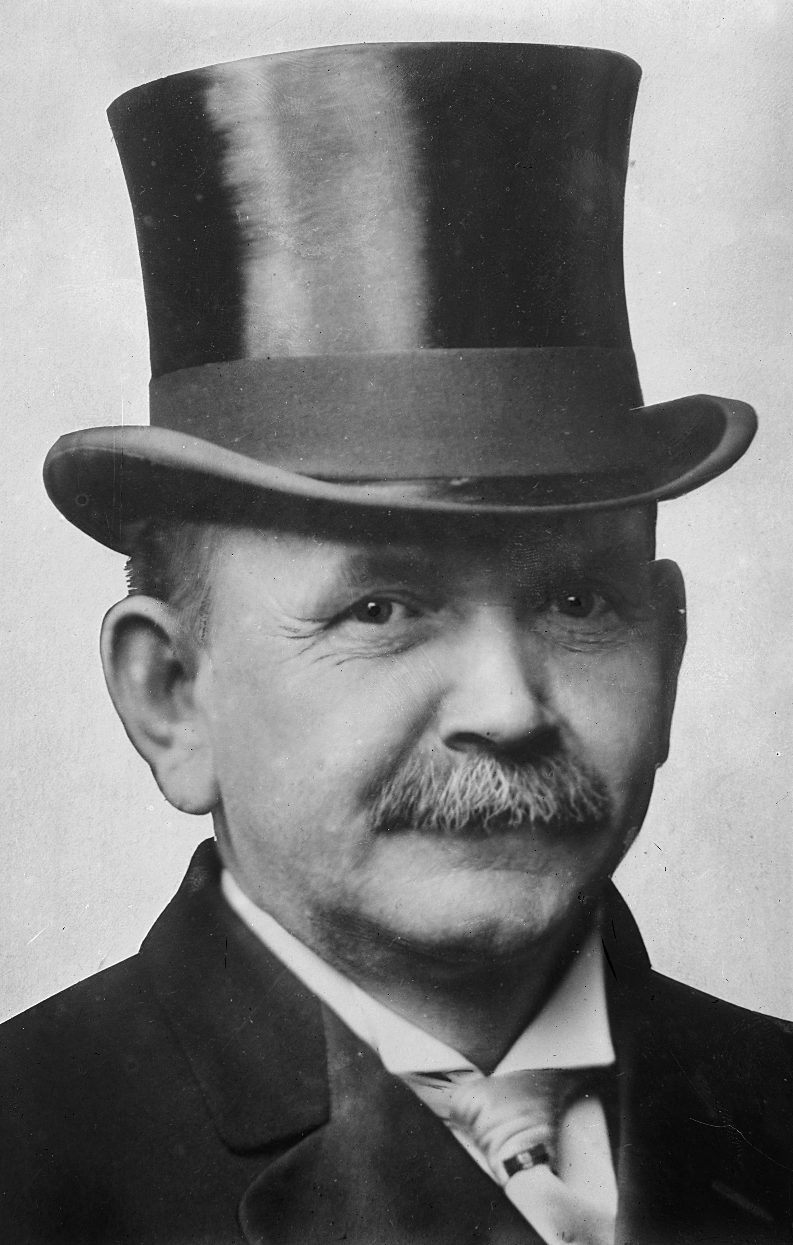 Portrait of Austin Lane Crothers