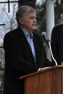Portrait of Chris Beutler