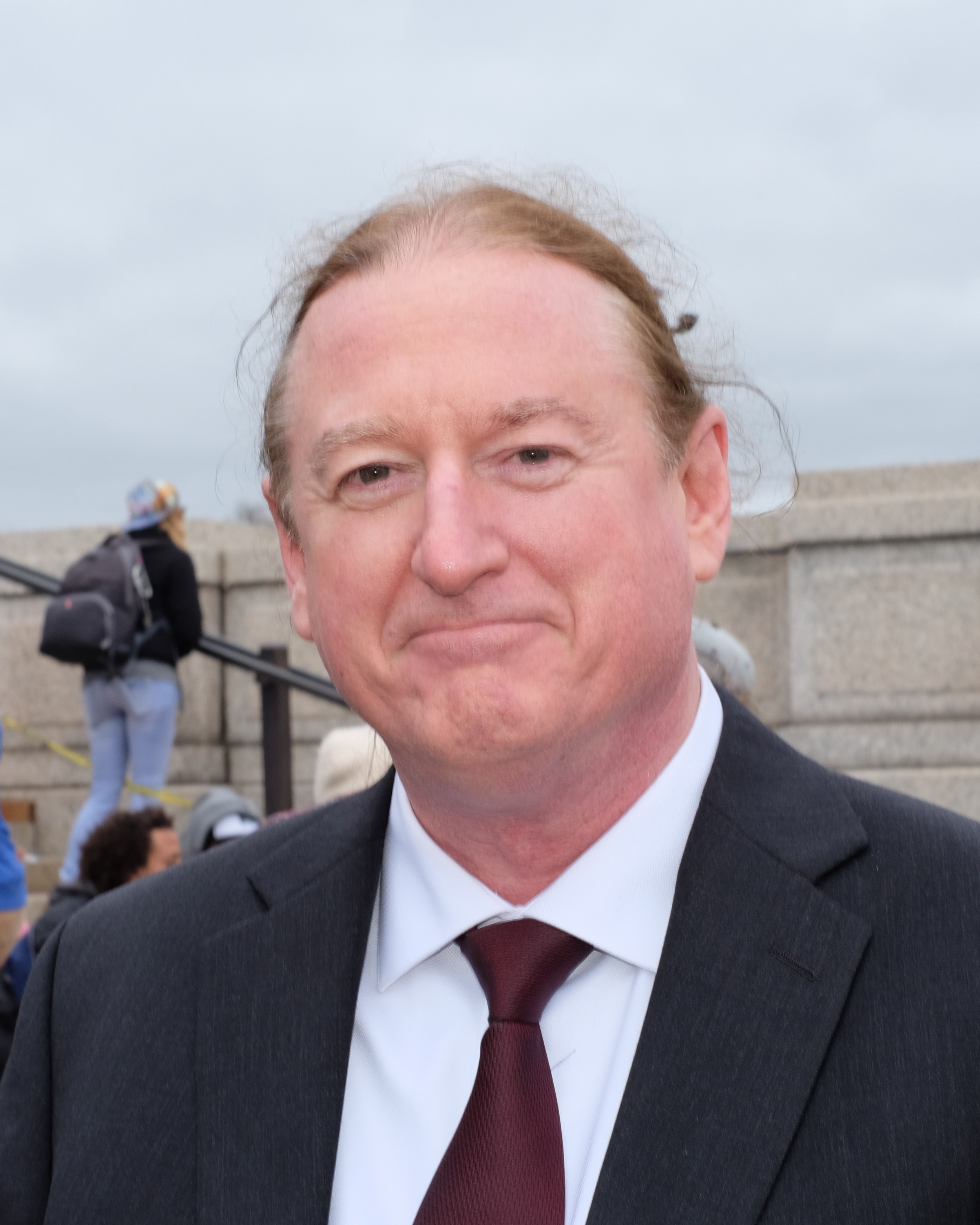 Portrait of Chris Wright