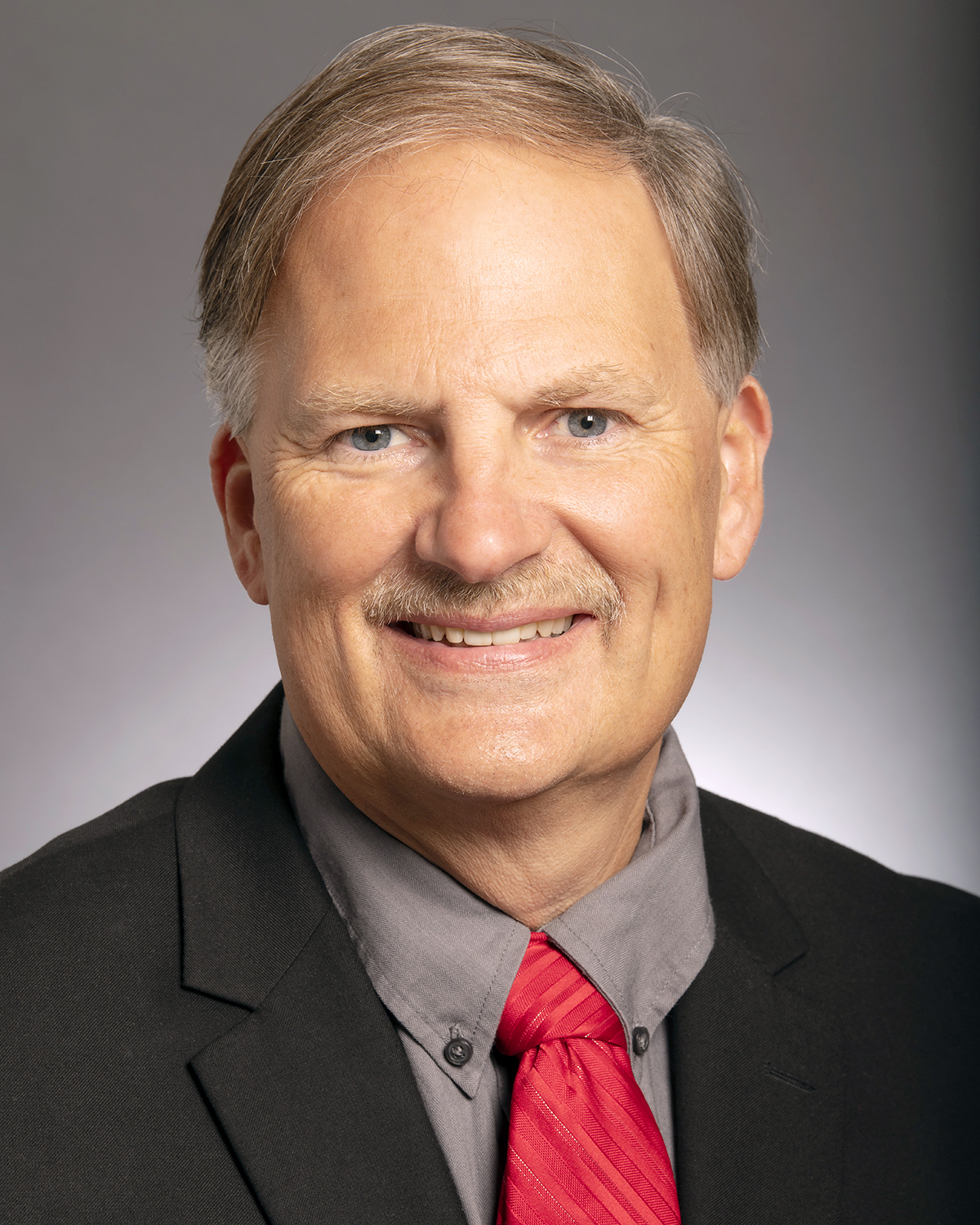 Portrait of Gene Dornink