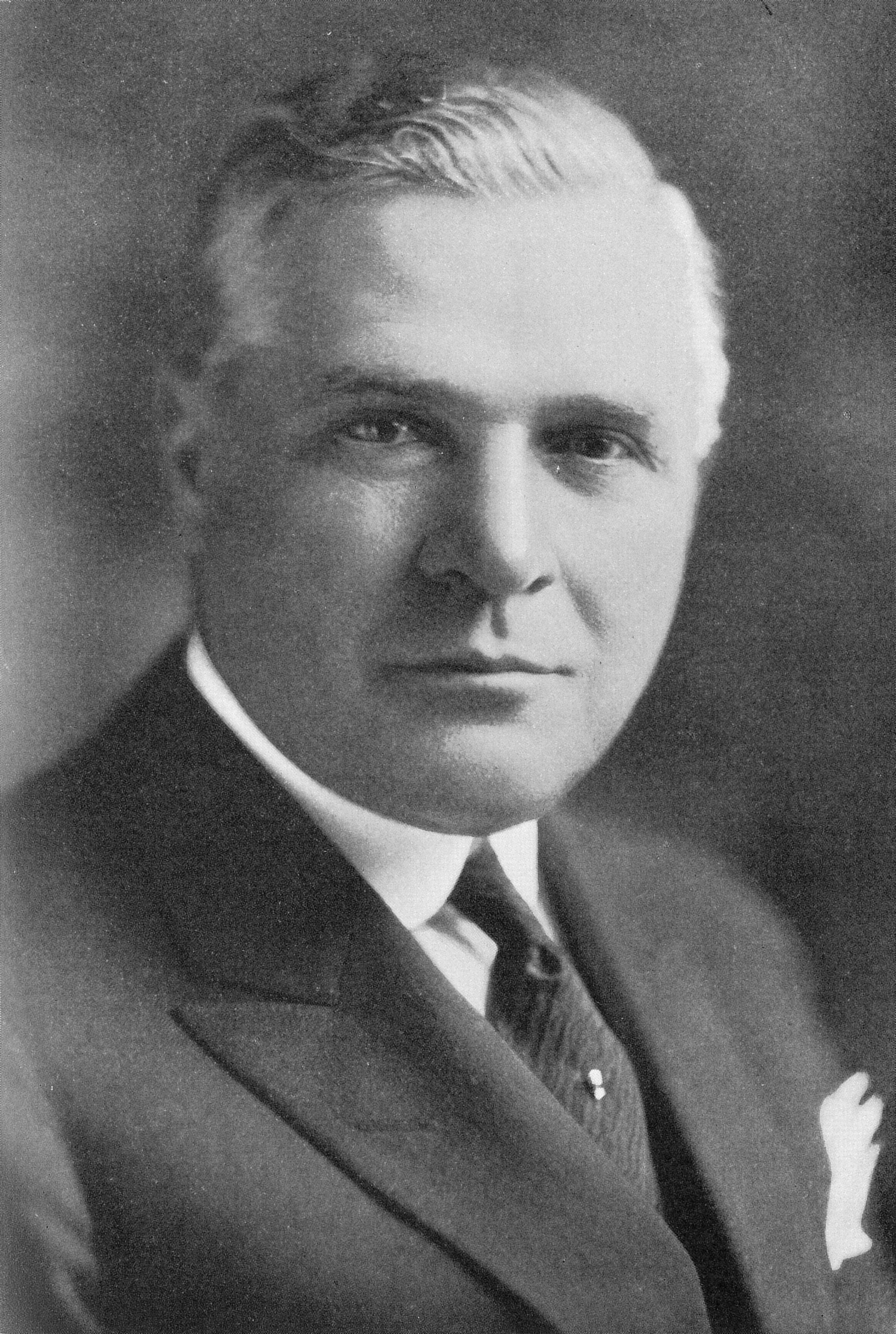 Julius P. Heil portrait