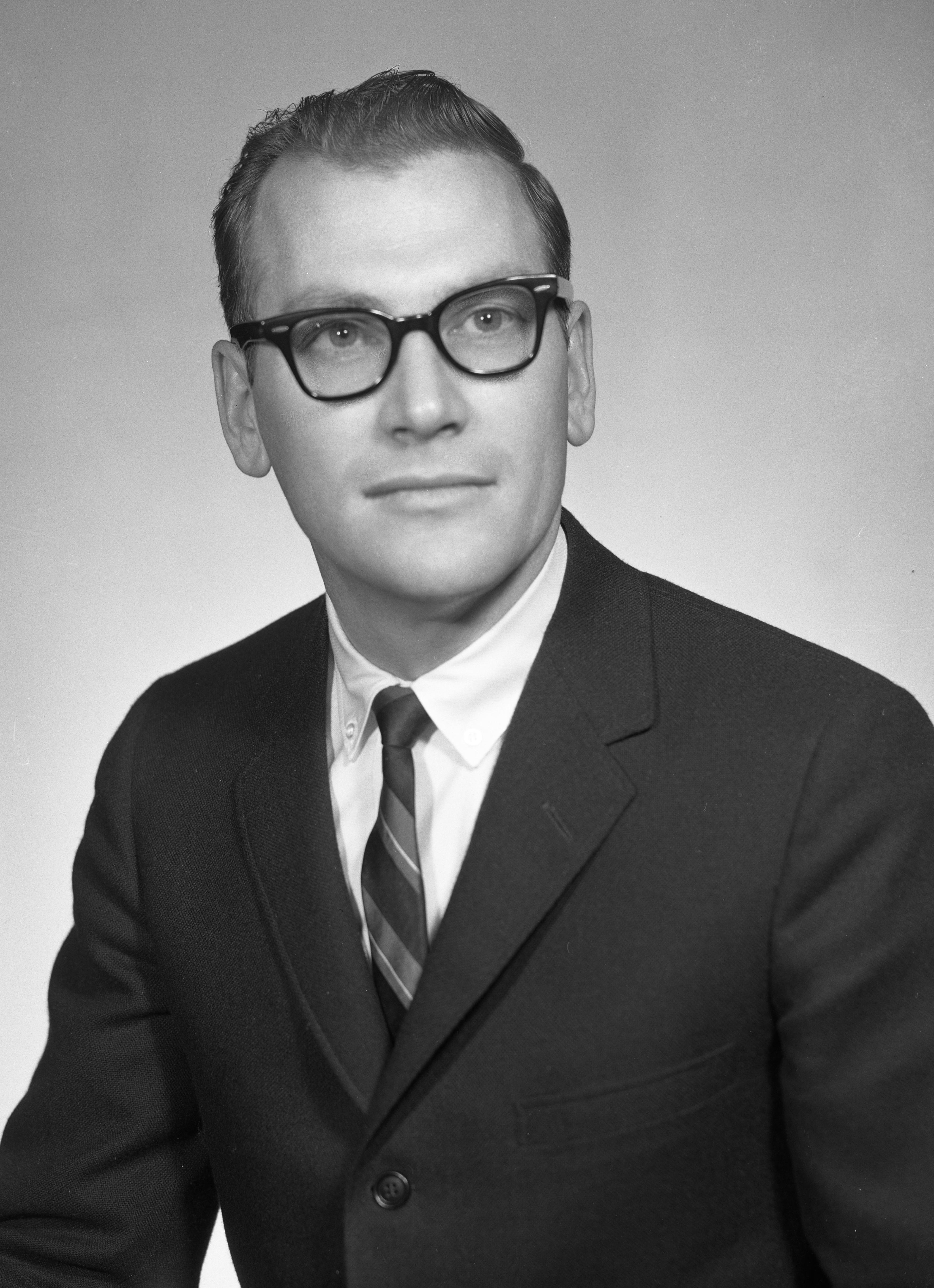 Portrait of Lacy Thornburg