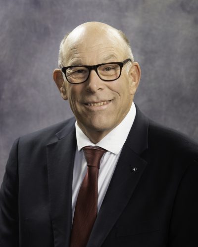 Portrait of Greg Kmetz