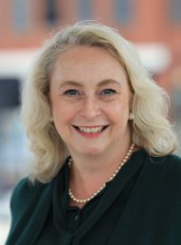 Portrait of Debra Altschiller