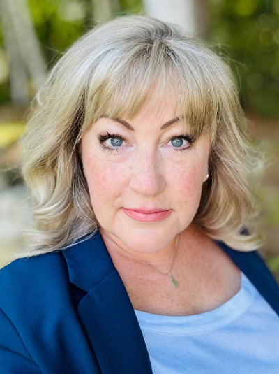 Portrait of Kristin Noble