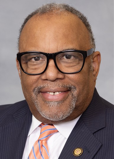 Paul Lowe portrait