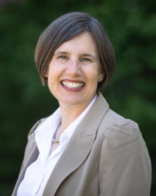 Portrait of Alexis Simpson