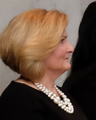 Teresa Fedor portrait
