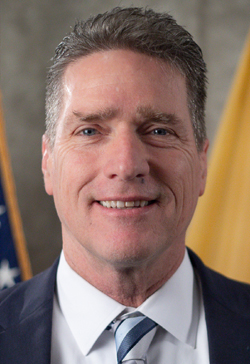 Portrait of Dan Hutchison