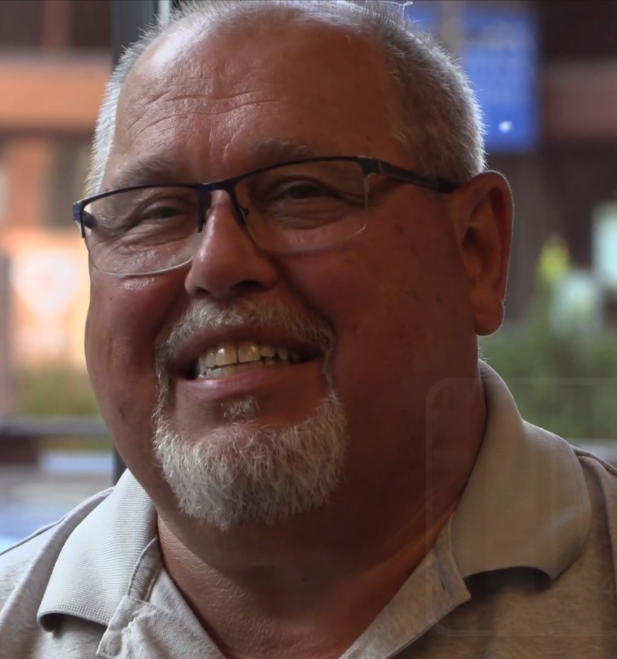 Portrait of Mark Dion