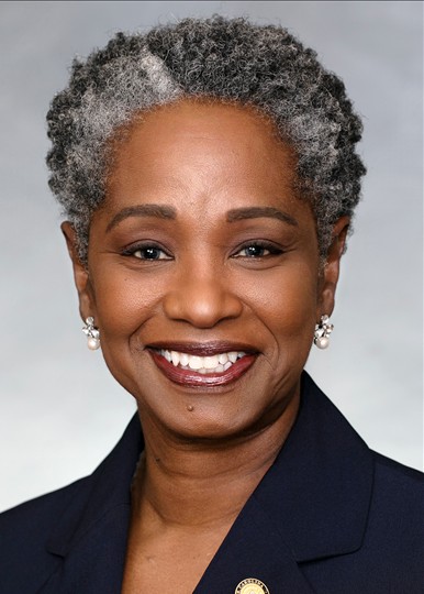 Portrait of Val Applewhite