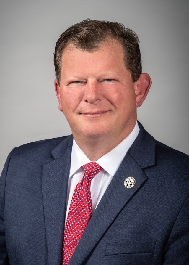 Portrait of Jason Stephens