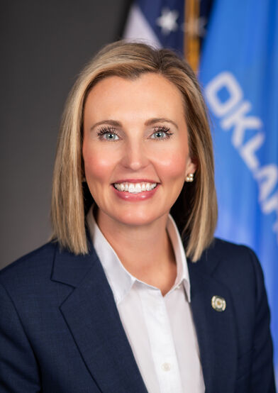 Portrait of Kristen Thompson