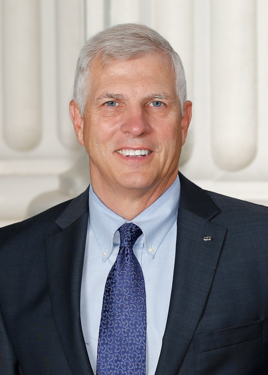 Portrait of Tom Umberg