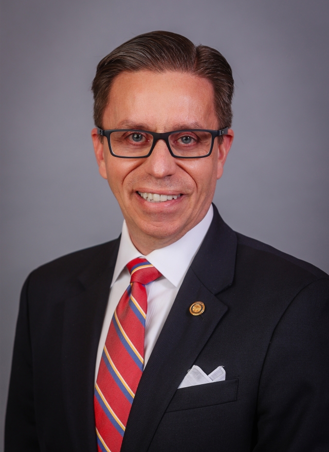 Mike Dovilla portrait