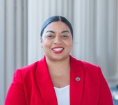 Portrait of Liz Miranda