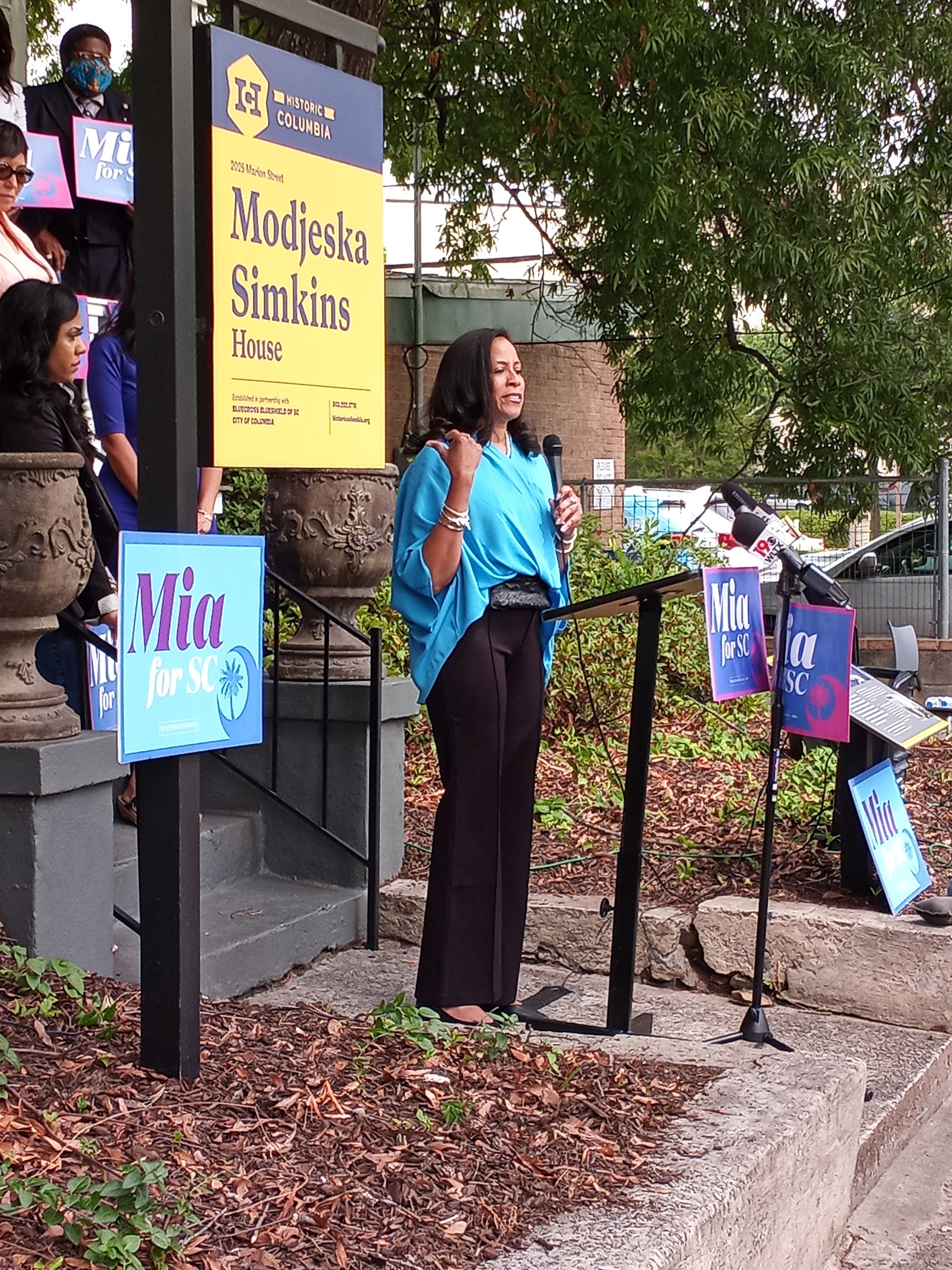 Portrait of Mia McLeod