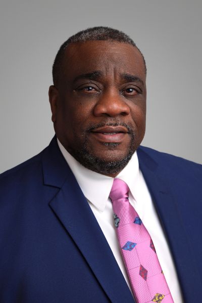 Glenn Barnes portrait