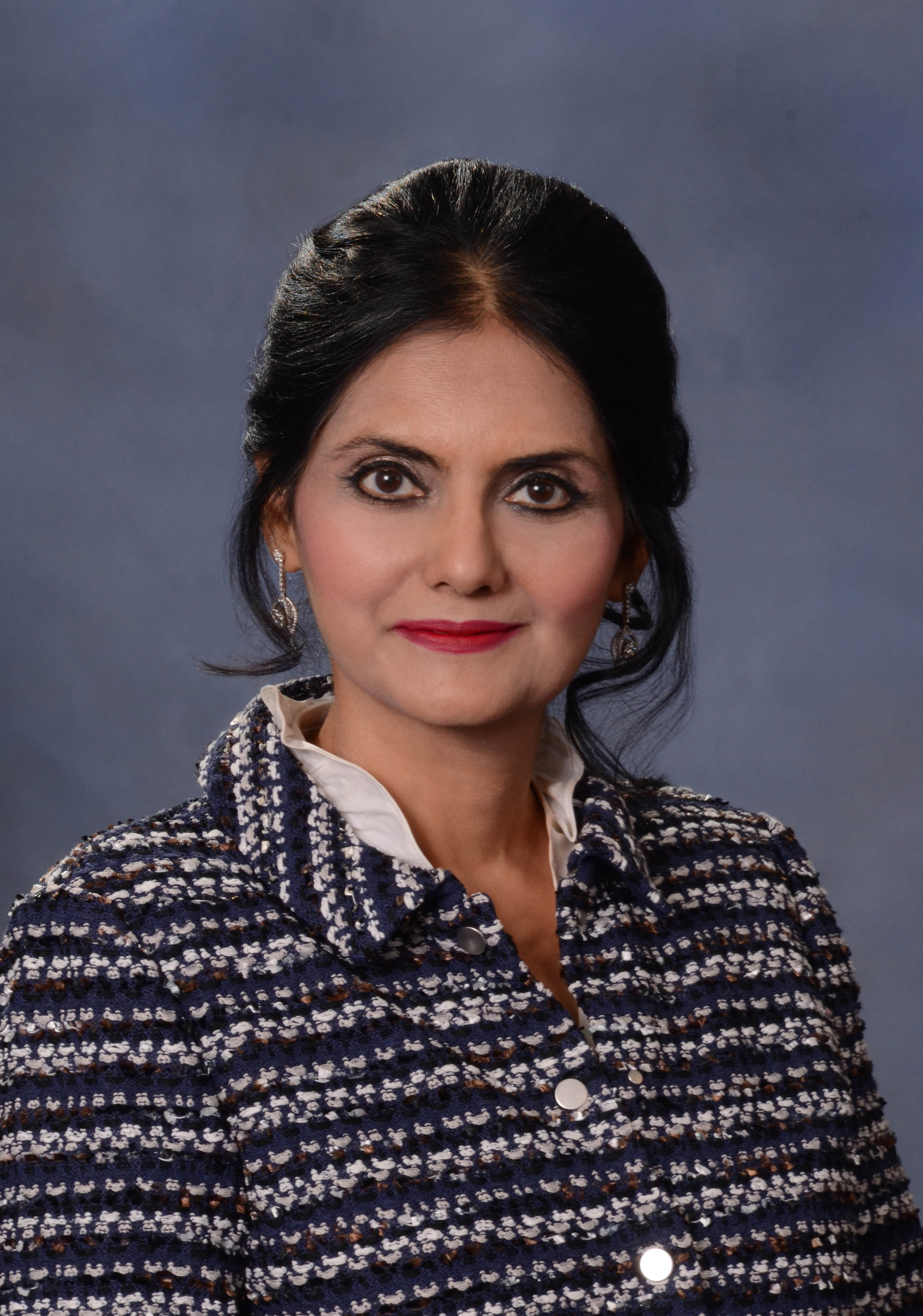 Portrait of Hanadi Nadeem