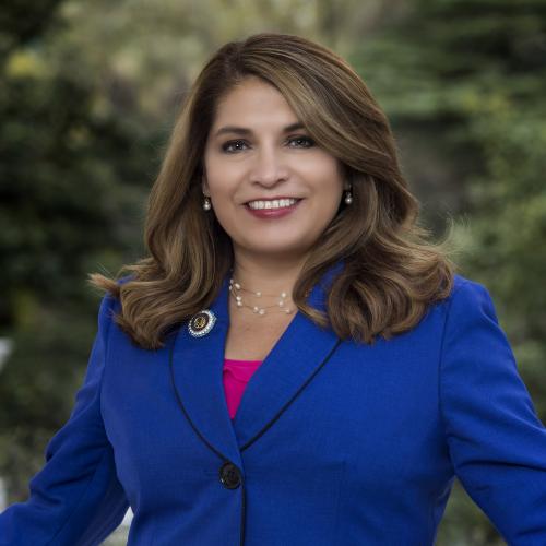 Portrait of Sharon Quirk-Silva