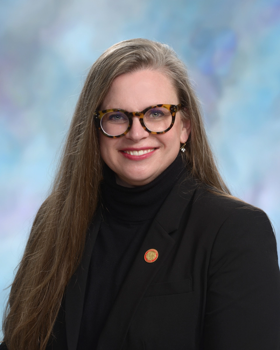 Portrait of Liz Larson