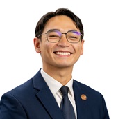 Portrait of Tara Thorn Hong