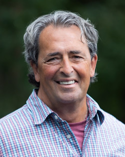 Portrait of Tim Hartnett