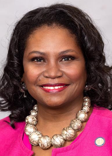 Portrait of Aisha Dew