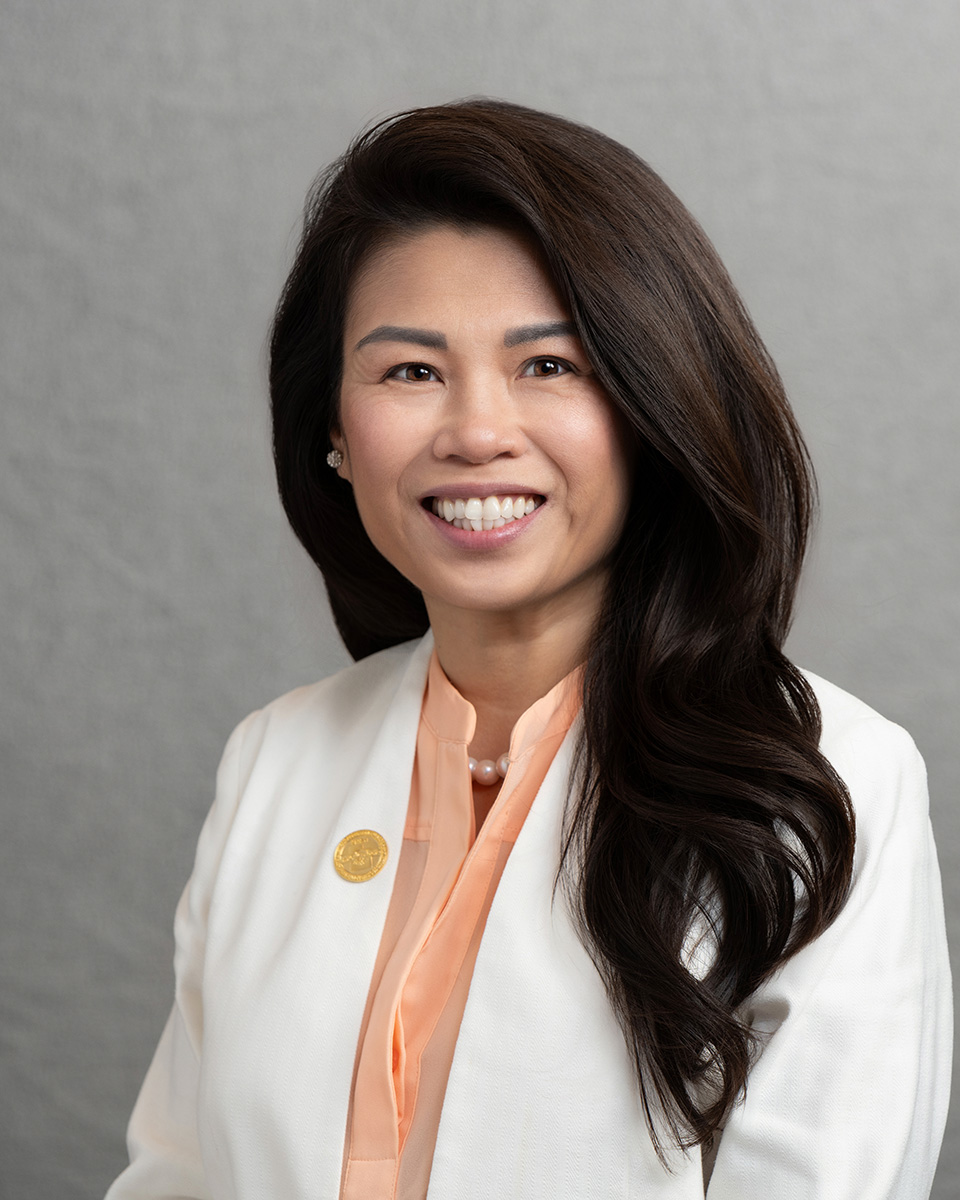 Hoang Nguyen portrait