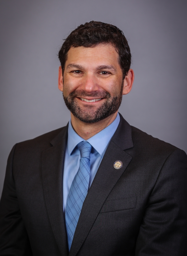Portrait of Eric Synenberg