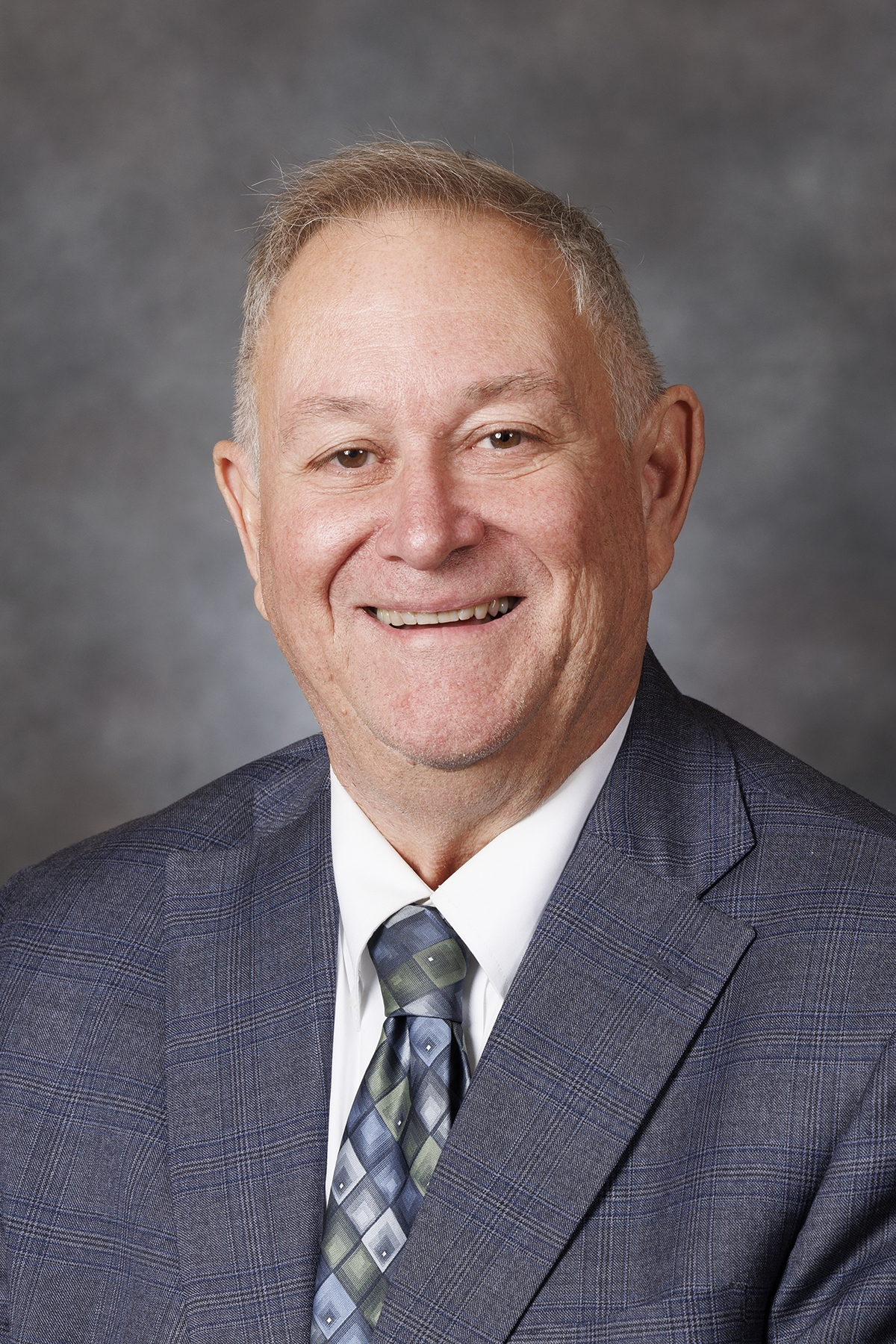 Portrait of Bob Hallstrom