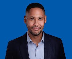 Portrait of Robin Peguero