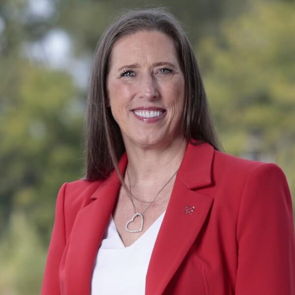 Portrait of Jennifer Davis