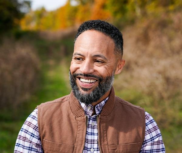 Portrait of Erik Murray