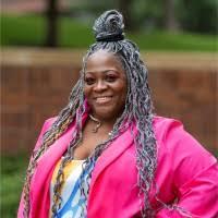 Portrait of Latonya Reeves