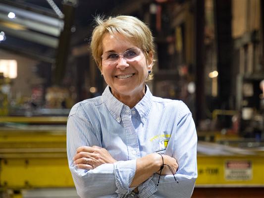 Portrait of Hollie Noveletsky