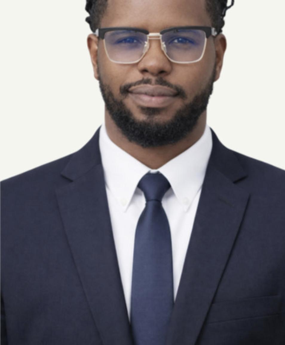 Portrait of Mike Anderson